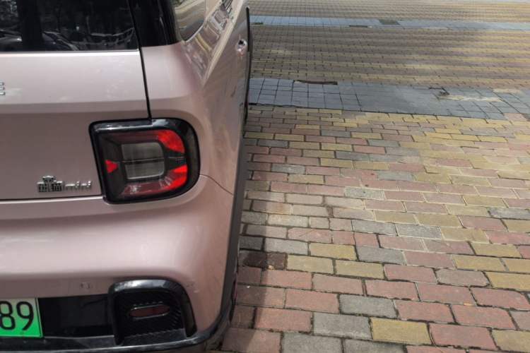 Used Geely Galaxy Panda 2024 200km Panda Kart Right Rear Taillight