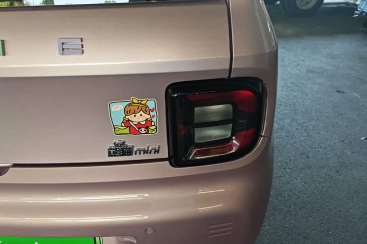 Used Geely Galaxy Panda 2024 Panda Mini 200km Endurance Bear Right Rear Taillight