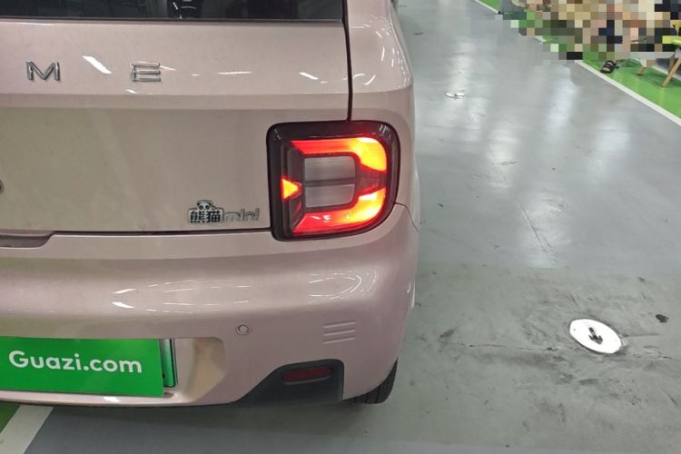 Used Geely Galaxy Panda 2024 Panda Mini 200km Endurance Bear Right Rear Taillight