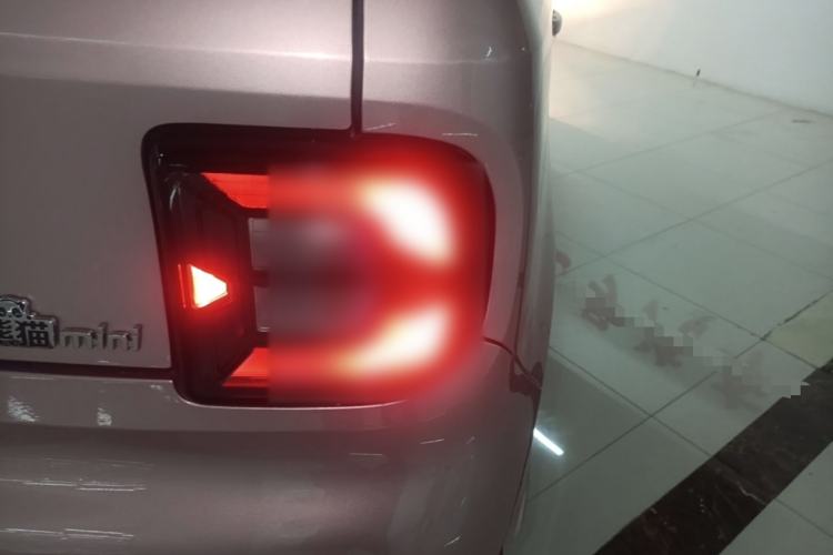 Used Geely Galaxy Panda 2024 Panda Mini 200km Endurance Bear Right Rear Taillight