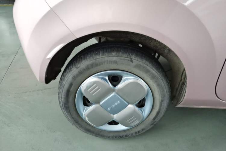 Used Geely Galaxy Panda 2024 Panda Mini 200km Endurance Bear Right Rear Wheel Hub