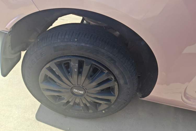 Used Geely Galaxy Panda 2024 Panda Mini 200km Endurance Bear Right Rear Wheel Hub