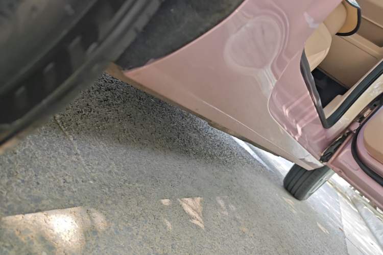 Used Geely Galaxy Panda 2024 Panda Mini 200km Longteng PRO Edition Right Side Sill