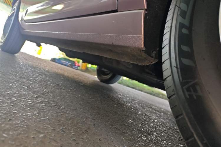 Used Geely Galaxy Panda 2024 Panda Mini 200km Endurance Bear Right Side Sill