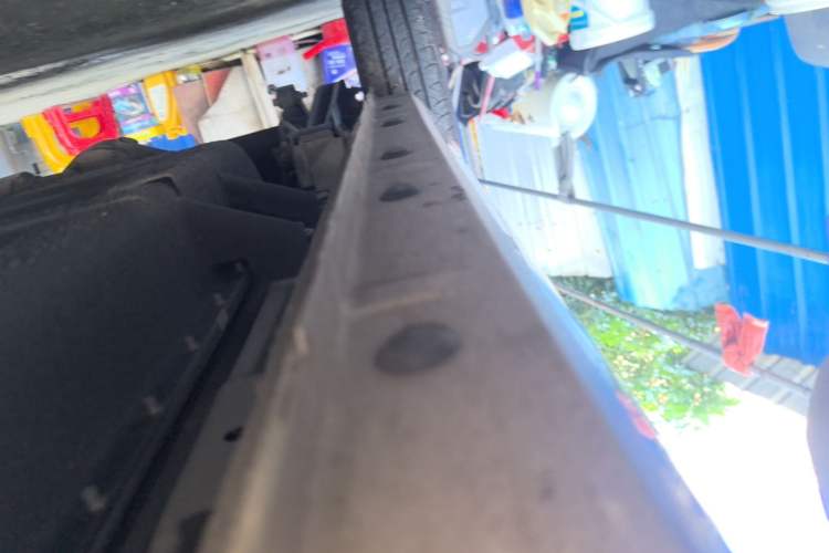 Used Geely Galaxy Panda 2024 Panda Mini 200km Dragon Edition Right Side Sill