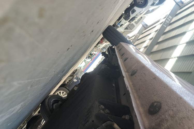 Used Geely Galaxy Panda 2024 Panda Mini 200km Longteng PRO Edition Right Side Sill