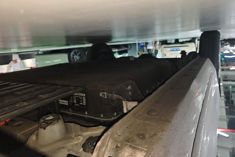 Used Geely Galaxy Panda 2024 Panda Mini 200km Endurance Bear Right Side Sill