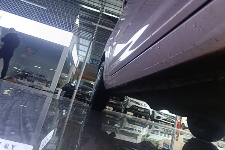 Used Geely Galaxy Panda 2024 Panda Mini 200km Endurance Bear Right Side Sill