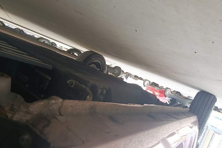 Used Geely Galaxy Panda 2024 Panda Mini 200km Endurance Bear Right Side Sill