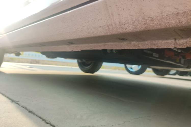 Used Geely Galaxy Panda 2024 Panda Mini 200km Endurance Bear Right Side Sill