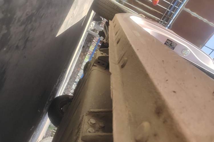 Used Geely Galaxy Panda 2024 Panda Mini 200km Endurance Bear Right Side Sill