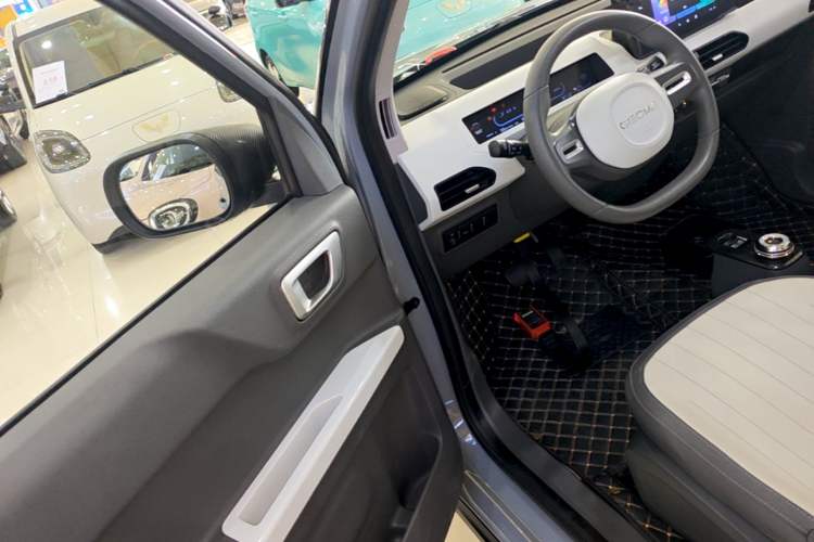 Used Geely Galaxy Panda 2024 200km Panda Kart Driver Seat