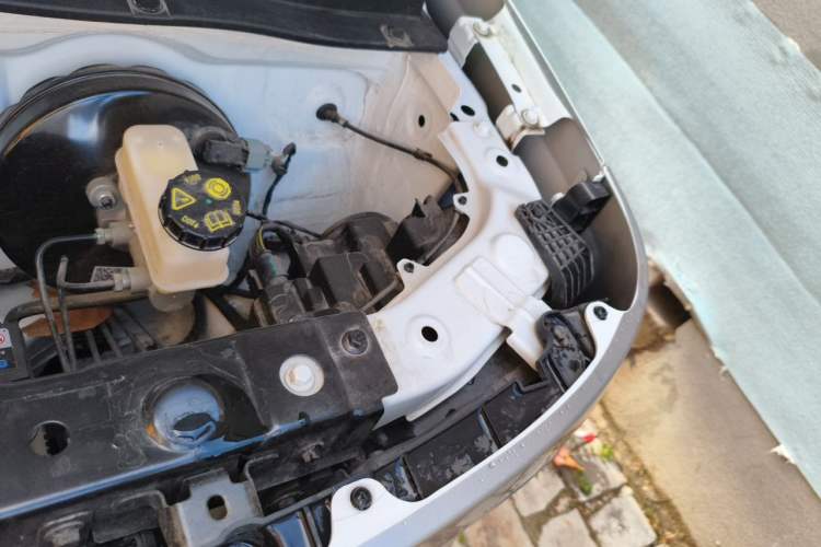 Used Geely Galaxy Panda 2024 Panda Mini 200km Endurance Bear Engine Bay Left