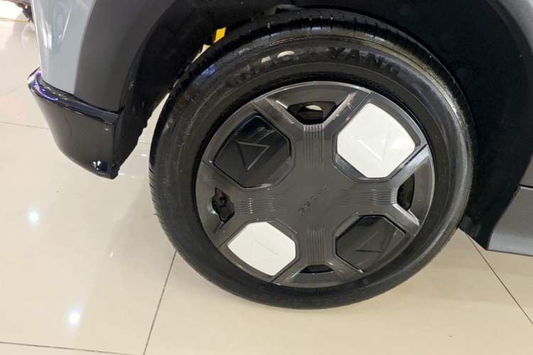 Used Geely Galaxy Panda 2024 200km Panda Kart Exterior 5