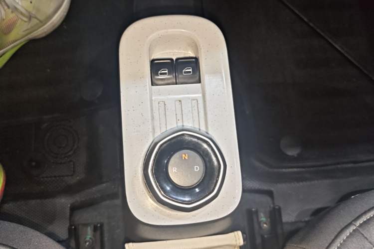 Used Geely Galaxy Panda 2024 200km Panda Kart Gear Lever