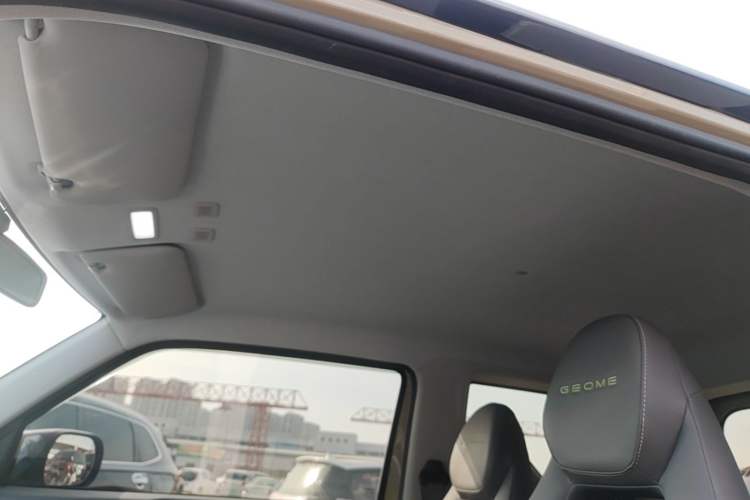 Used Geely Galaxy Panda 2024 200km Panda Rider Headliner