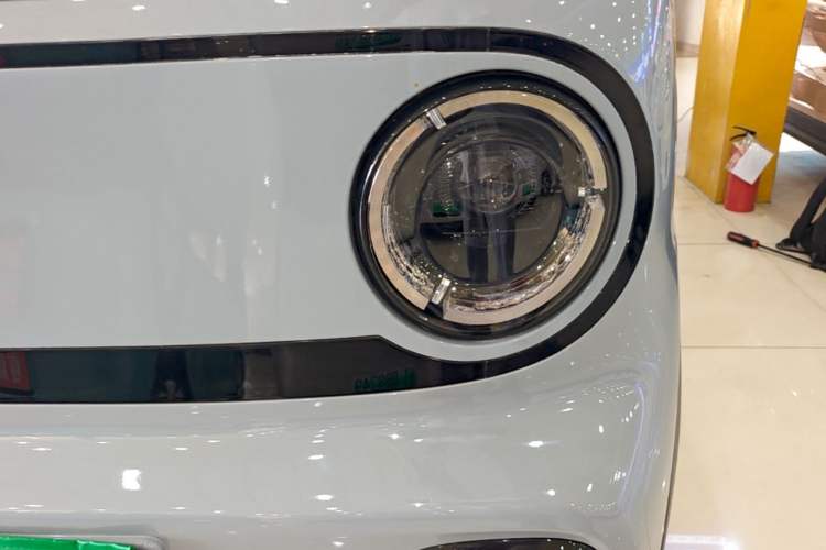 Used Geely Galaxy Panda 2024 200km Panda Kart Left Front Headlight