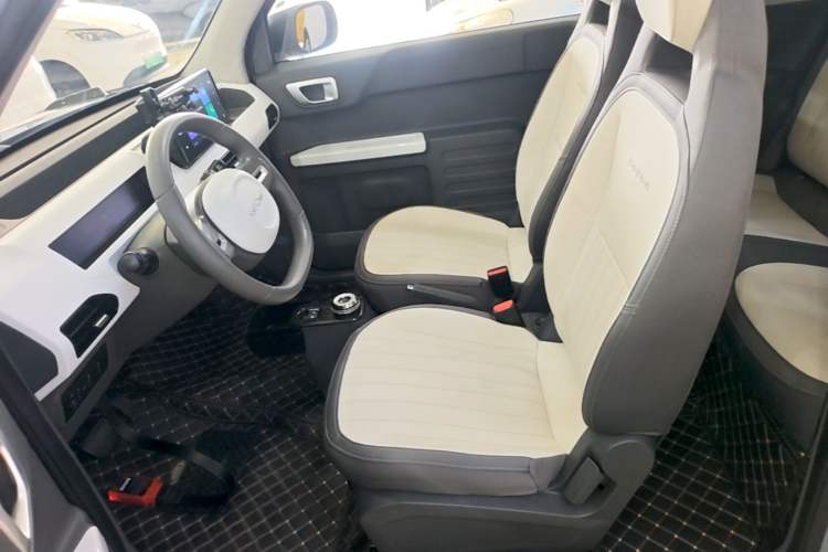 Used Geely Galaxy Panda 2024 200km Panda Kart Left Front Seat