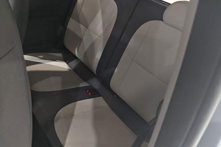 Used Geely Galaxy Panda 2024 200km Panda Kart Left Rear Seat