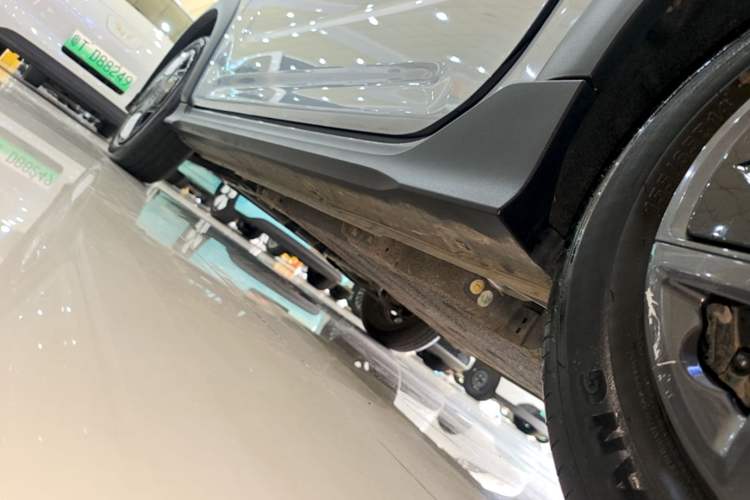 Used Geely Galaxy Panda 2024 200km Panda Kart Left Side Sill