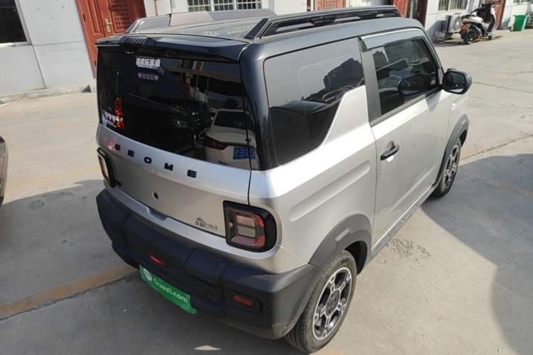Used Geely Galaxy Panda 2024 200km Panda Rider Rear Right 45 Deg