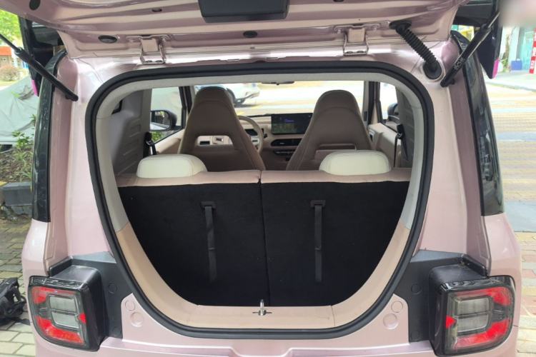 Used Geely Galaxy Panda 2024 200km Panda Kart Trunk