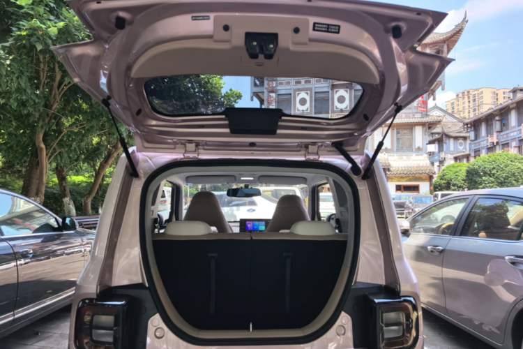 Used Geely Galaxy Panda 2024 Panda Mini 200km Endurance Bear Trunk