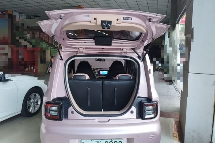 Used Geely Galaxy Panda 2024 Panda Mini 200km Endurance Bear Trunk