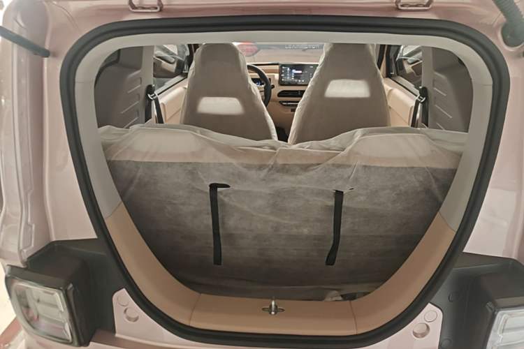 Used Geely Galaxy Panda 2024 Panda Mini 200km Endurance Bear Trunk