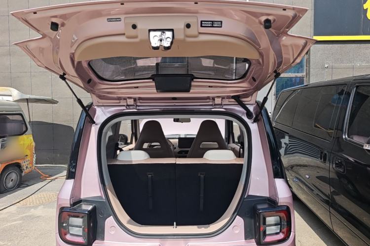 Used Geely Galaxy Panda 2024 Panda Mini 200km Endurance Bear Trunk