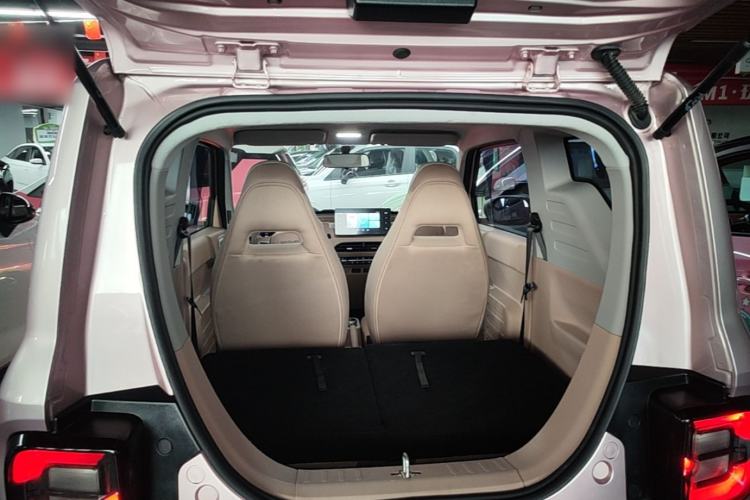 Used Geely Galaxy Panda 2024 Panda Mini 200km Endurance Bear Trunk