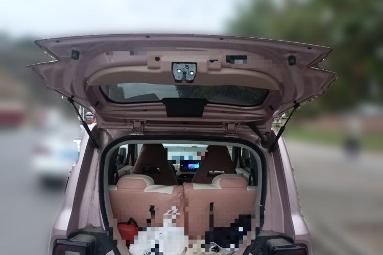 Used Geely Galaxy Panda 2024 Panda Mini 200km Endurance Bear Trunk