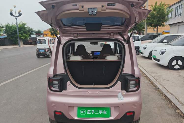 Used Geely Galaxy Panda 2024 Panda Mini 200km Endurance Bear Trunk