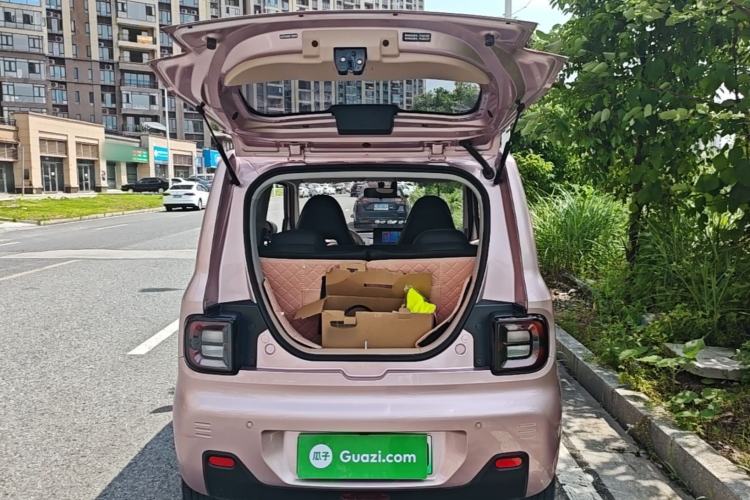 Used Geely Galaxy Panda 2024 Panda Mini 200km Endurance Bear Trunk