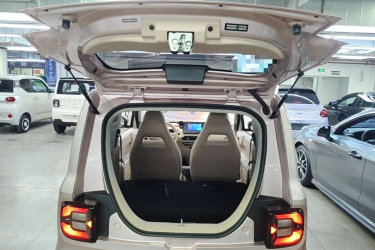 Used Geely Galaxy Panda 2024 Panda Mini 200km Endurance Bear Trunk