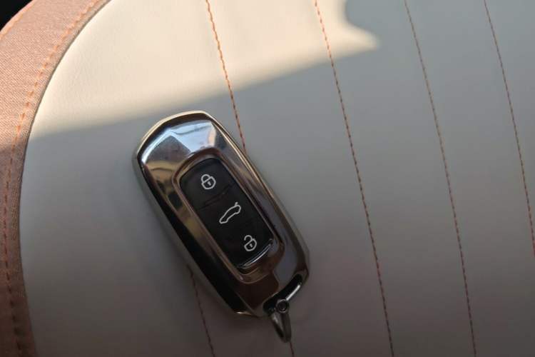 Used Geely Galaxy Panda 2024 200km Panda Kart Vehicle Key