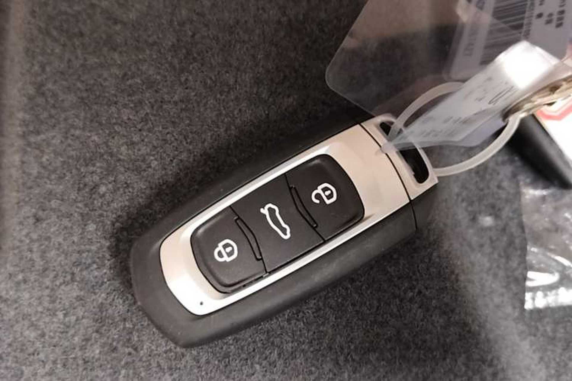 Used Geely Galaxy Panda 2024 Panda Mini 200km Endurance Bear Vehicle Key