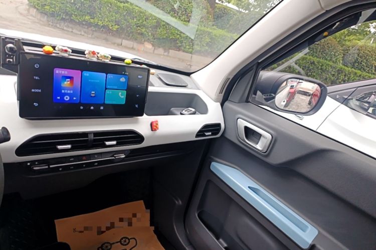 Used Geely Galaxy Panda 2024 Panda Mini 200km Endurance Bear Audio And AC Panel