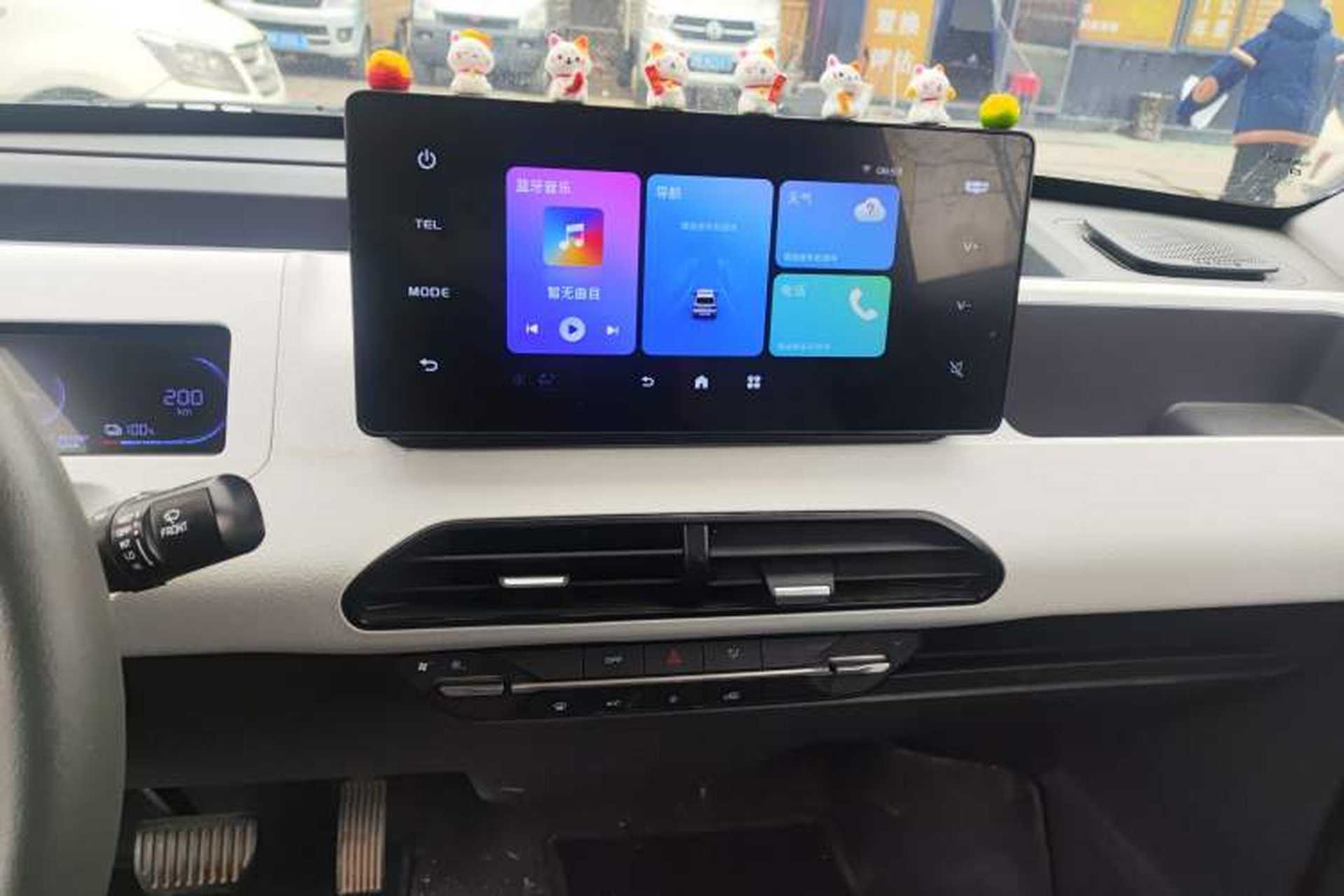 Used Geely Galaxy Panda 2024 Panda Mini 200km Endurance Bear Audio And AC Panel
