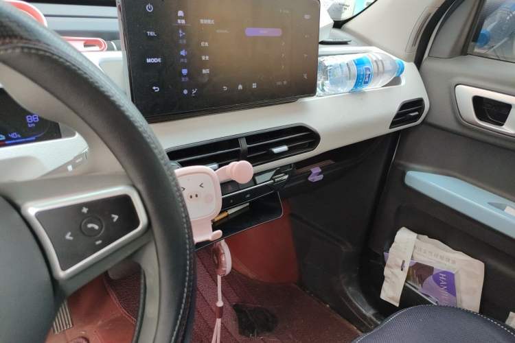 Used Geely Galaxy Panda 2024 Panda Mini 200km Endurance Bear Audio And AC Panel