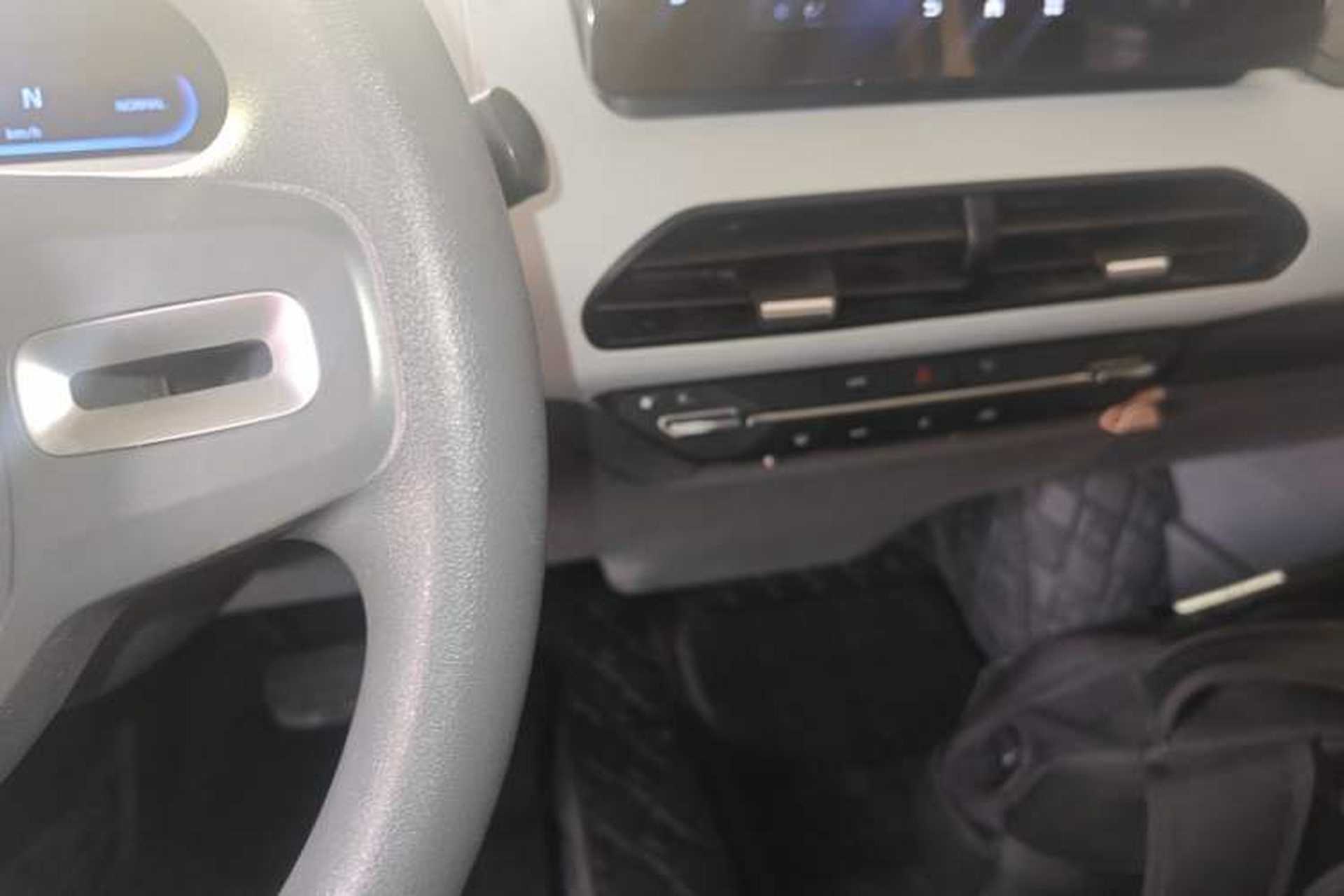 Used Geely Galaxy Panda 2024 Panda Mini 200km Longteng PRO Edition Audio And AC Panel