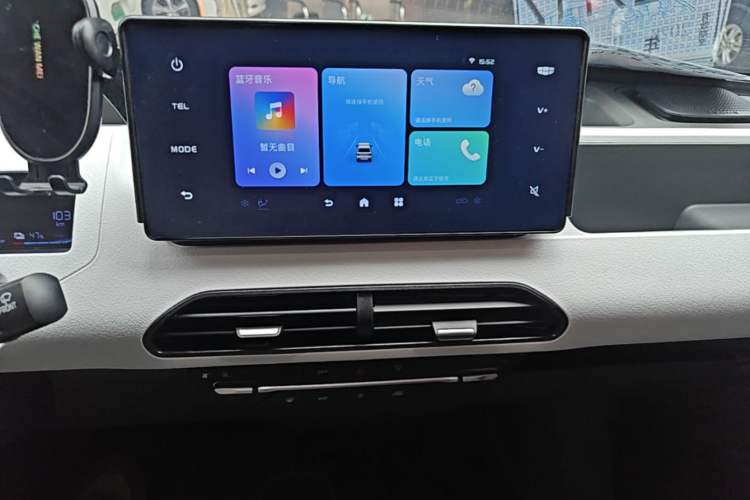 Used Geely Galaxy Panda 2024 Panda Mini 200km Endurance Bear Audio And AC Panel