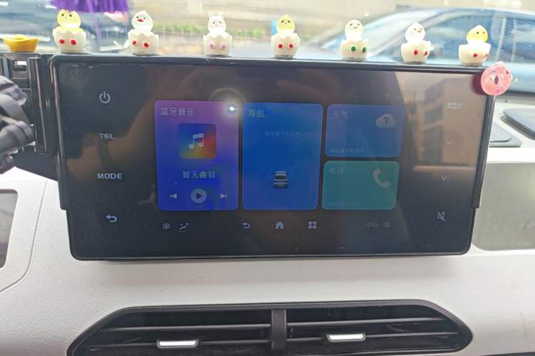 Used Geely Galaxy Panda 2024 Panda Mini 200km Endurance Bear Audio And AC Panel