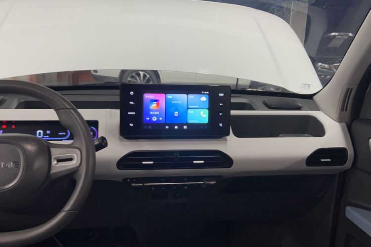 Used Geely Galaxy Panda 2024 Panda Mini 200km Endurance Bear Audio And AC Panel