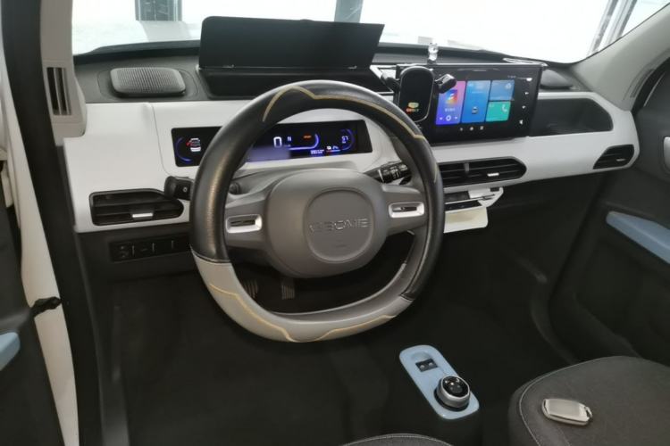 Used Geely Galaxy Panda 2024 Panda Mini 200km Endurance Bear Center Console