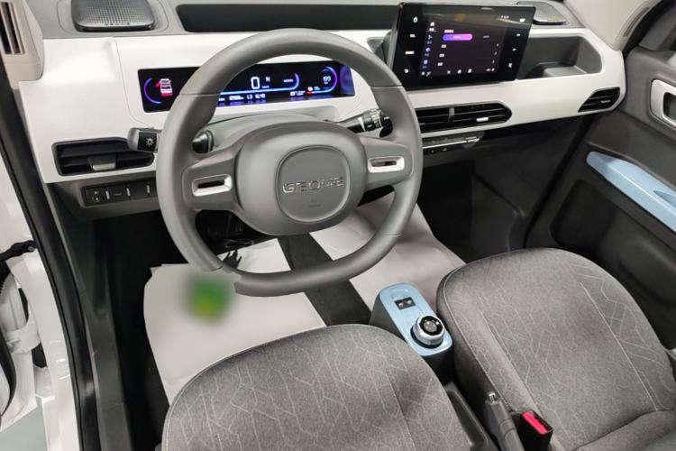 Used Geely Galaxy Panda 2024 Panda Mini 200km Longteng PRO Edition Center Console
