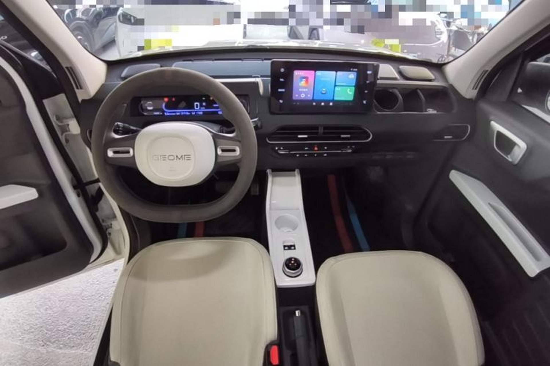 Used Geely Galaxy Panda 2024 200km Panda Rider Center Console