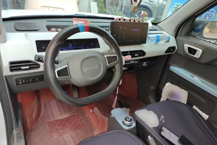 Used Geely Galaxy Panda 2024 Panda Mini 200km Endurance Bear Center Console