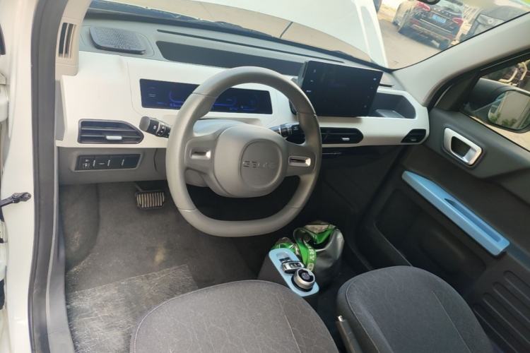 Used Geely Galaxy Panda 2024 Panda Mini 200km Endurance Bear Center Console