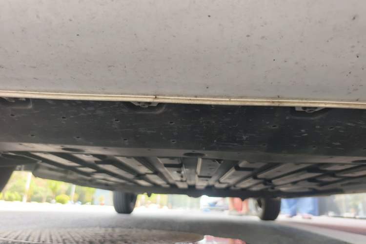 Used Geely Galaxy Panda 2024 Panda Mini 200km Endurance Bear Chassis Front